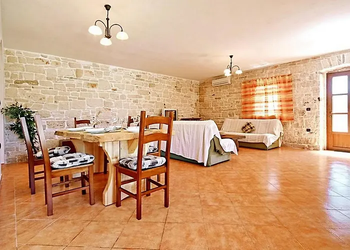 Holiday home David Tinjan