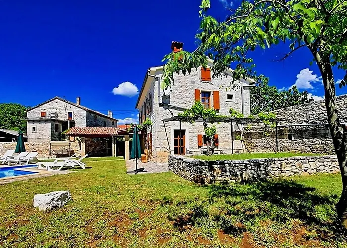 Holiday home David *